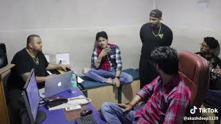 Karan aujla live Studio session| Burnout Dj flow| Jass bajwa|Deep Jandhu| Latest video of 2019