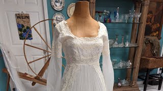 Antique \u0026 Vintage Wedding Gowns