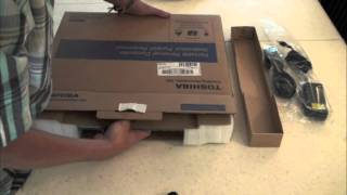 Toshiba Satellite L755: Unboxing