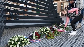 Dodenherdenking in centrum van Leek