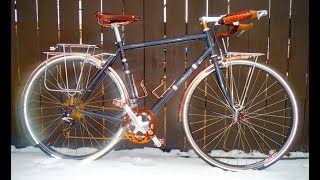 Sherlock Holmes is a Raleigh Clubman that didn't work from the factory.