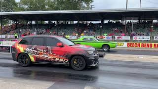 JEEP Trackhawk Runs 9.8s at 140mph in Quarter Mile Drag Strip Race