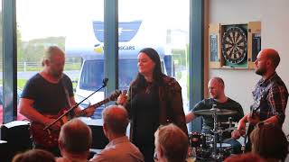 The Borrowed Brass Blues Band - Leitin að látúnsbarkanum -  Ragnhildur Gísladóttir