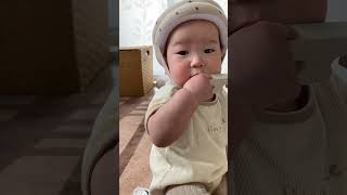 少しずつ歯が生えてきたこはく #baby #赤ちゃん