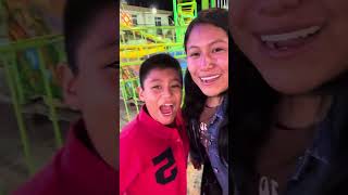 Ayer estábamos muy tristes porque no está mi Javi y mi esposo así que nos fuimos a la feria
