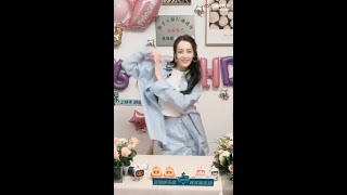 20210603 迪丽热巴 直播跳《惊雷》😂😂🤣 [Eng Subbed]