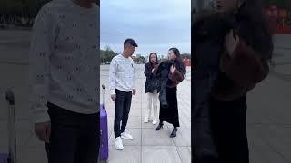 老公是上门女婿，家里人一直瞧不起他，哥哥嫂嫂更是欺负他，我决定跟老公出去属于自己的一片天地#上门女婿#劇情#人生百態#shorts