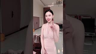 一言不合叫老婆？？#快手小剧场#剧情#女老板#露儿驾到