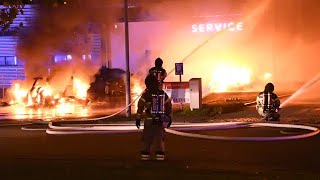 Storbrand vid Tesla i Malmö - elbilar för miljoner förstörda