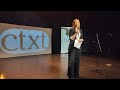 silvia intxaurrondo recibe el premio contexto luis felipe torrente de periodismo de ctxt