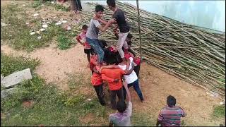 vinayak chavithi celebration ( Pedda upparapalli) thrilling pot-breaking by forming human pyramids!\