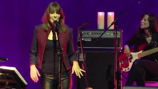 Carla Bruni - Please Don't Kiss Me HD Live From Istanbul 2017