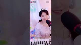 ＜女人花＞   🎹🎙🎶