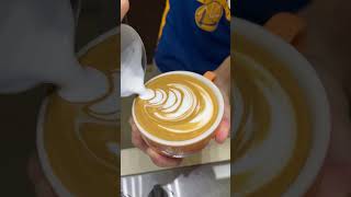 #latteart #9barista #咖啡拉花 #latte #tulip last order😀