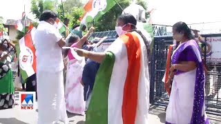 ആളൊന്നിന് ആറ് പൊലീസ്; ജലപീരങ്കിയും ലാത്തിയും നോക്കിനിന്നു..! ​| Mahila Congress | Kozhikode