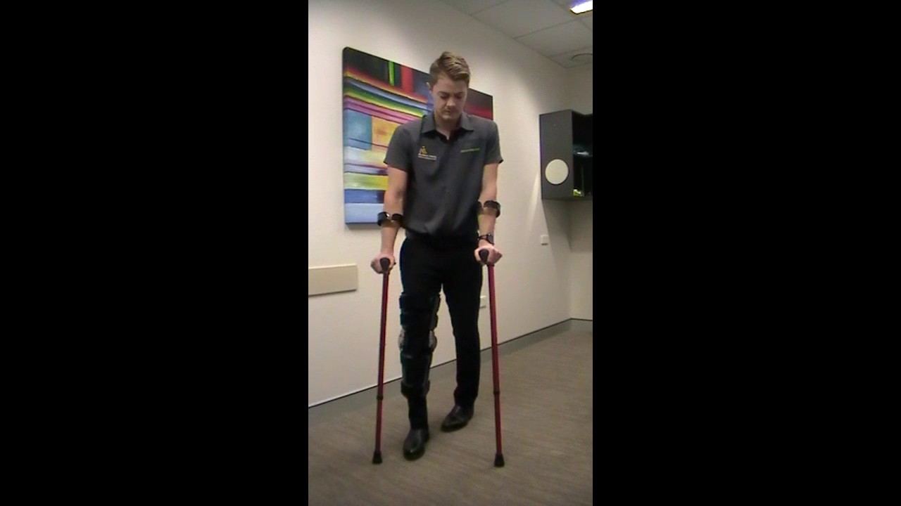 How To Use Crutches - YouTube