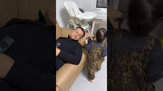 这一天天的鬼点子真多呀😅也不知道这是用的孙子兵法里的哪一计😂人类幼崽迷惑行为大赏 惊不惊喜意不意外 萌娃日常 萌娃的800个心眼子 你说在三十六计里面这算哪一计😅