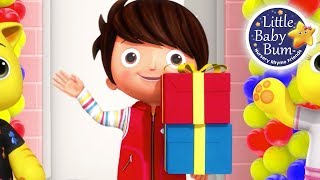 Learn How To Get Dressed | Learn With LBB | Little Baby Bum | #howto