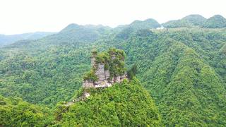 贵州发现一座七柱山，像一排七仙女一样矗立在大山之巅，太美了【青云迹】