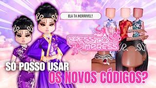 Jogando Dress to Impress mas SÓ POSSO USAR OS NOVOS CÓDIGOS DO UPDATE LUNAR!