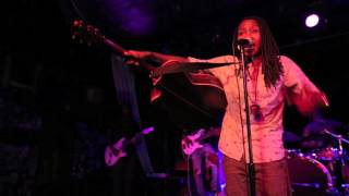 Kim Joyce - Crowd Pleaser Live at Smith's Olde Bar