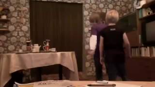 Kid does amazing trick with table cloth
