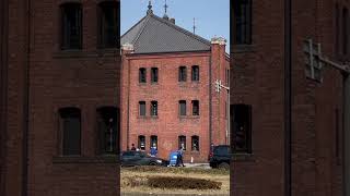 Red Brick Warehouse in Yokohama, Japan. 赤レンガ倉庫　#japan #hapon #warehouse #yokohama #shorts