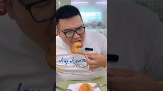 Vietnamese eat everything with chili sauce #fyp #shorts
