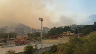 Le immagine che non vorremmo mai vedere. Messinabrucia incendio su Messina