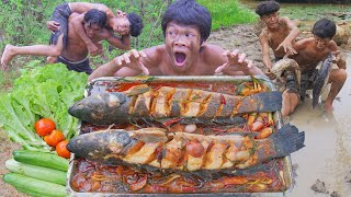 Cooking The Biggest Fish In The Rainforest - A Jungle Survival Feast!