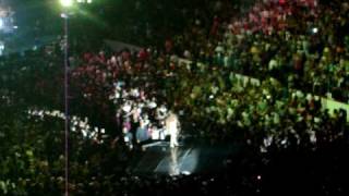 Beyonce Live Philadelphia June 26, 2009 Irreplaceable (full song)