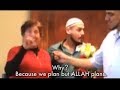 Latino Accepts Islam. See how his mother reacted