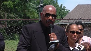 WATCH | Steve and Marjorie Harvey speak at her late father's street naming ceremony in Memphis