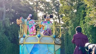 20210103 東京ディズニーランド ミッキー＆フレンズのグリーティングパレード お正月バージョン 1回目(午前) ファンタジーランド パレル出だし撮影 座り見