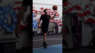 How to REVERSE PIVOT to Get Into a Shot 🏀