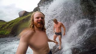 THIS IS HOW WE SHOWER IN ICELAND