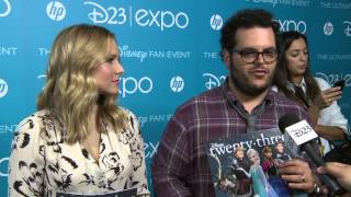 Interviews with the Cast of Disney's Frozen - Kristen Bell, Josh Gad and Idina Menzel - D23 Expo
