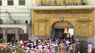 Thousands of Sikh devotees come together to pay obeisance at the Golden Temple