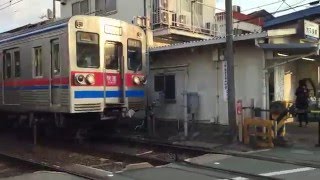 【京成電鉄】　大久保駅(津田沼2号踏切）上・下快速電車通過