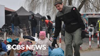 Young digital activists help Ukrainian refugees and Turkey quake survivors find homes
