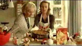 Kirsten in de Koopmans appeltaart commercial