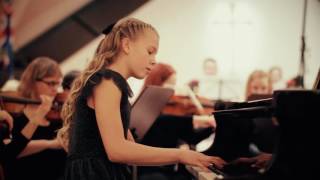 Klara Margrét Ívarsdóttir plays Haydn concert nr. 11 on December 4, 2016