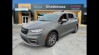 2025 Chrysler Pacifica_Hybrid Pinnacle MO Kansas City, Gladstone, Liberty, Parkville, Saint Jos...