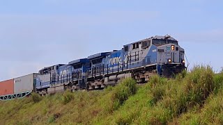 Trem da brado subindo a serra em Ouro Verde de Goiás