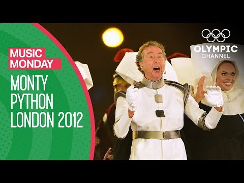 Monty Python's Eric Idle – London Performance 2012 Music Monday