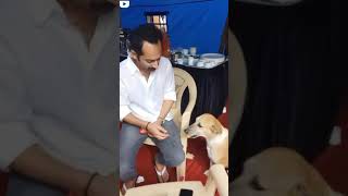 FAHAD FAASIL AT MALAYAN KUNJU SHOOTING LOCATION FEEDING DOG😍