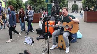 Kevin Neary returns with an INCREDIBLE cover of "Dreams" by Fleetwood Mac on Grafton Street.