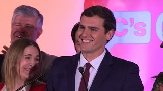 Spain election: Albert Rivera seeks to be 'third way'