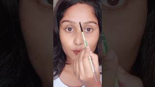 Let's Try Viral Glitter Bindi Hack #bindihack #hack #makeup #shorts #shortsfeed