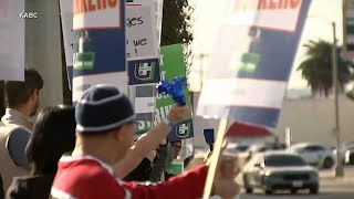 More than 31,000 nurses, health care workers strike at Kaiser Permanente